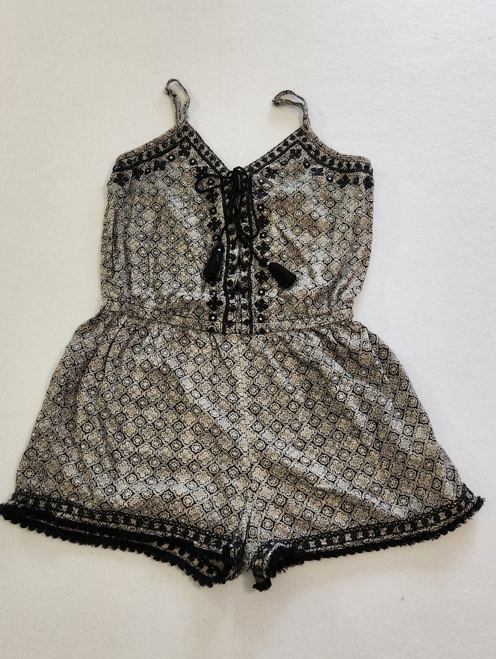 American Eagle Outfitters Black and White Printed Romper Boho Size Small